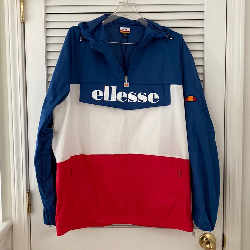 NWOT Ellesse Mens Overhead Front Pocket Hooded Jacket. XL